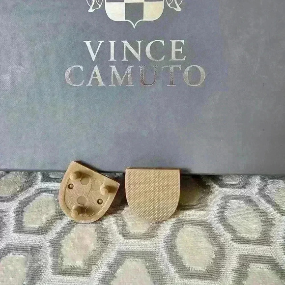 VINCE CAMUTO PEEP  TOE SLING BACK BOOTIE - Picture 11 of 11